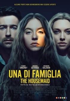 Foto storica di una famiglia di credenti o di una piccola riunione casalinga