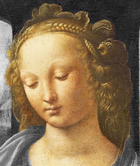 Particolare del vestito e della spilla della Vergine nella Madonna del Garofano