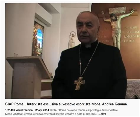 Foto di Monsignor Andrea Gemma