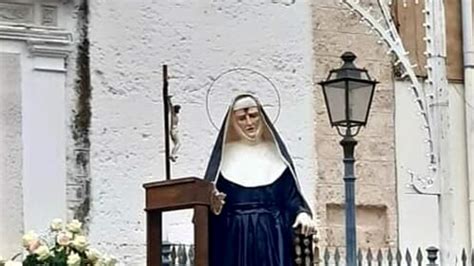 Processione religiosa in onore di Santa Rita