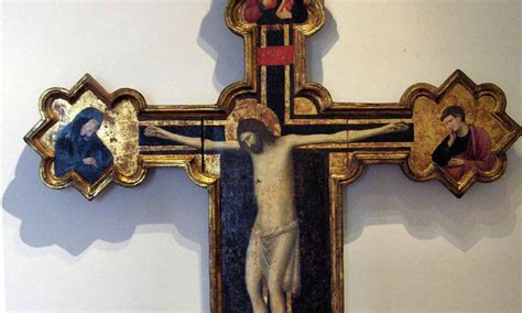 Foto d'insieme del Crocifisso ligneo di Giovanni da Rimini conservato a Talamello