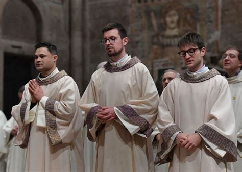 Cerimonia di ordinazione presbiterale a Trento