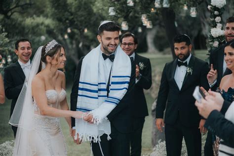 Foto di una Chuppah durante un matrimonio ebraico