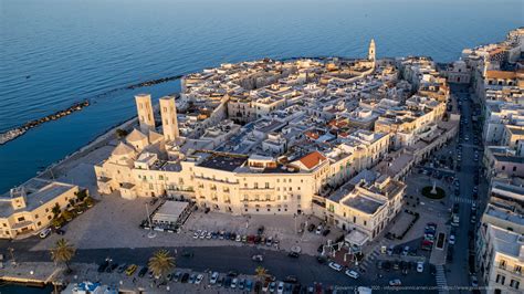 vista aerea del centro storico di Bagnara Calabra