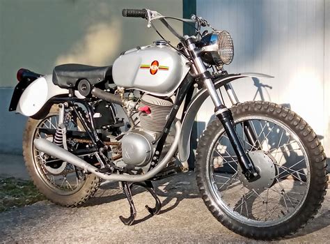 Dettaglio motore Gilera 124 Regolarità Casa