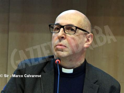 Don Valerio Pennasso, Don Fabrizio Cotardo e Leonardo Servadio in un momento del convegno