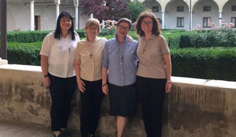 Foto di gruppo delle Cooperatrici Pastorali Diocesane di Treviso
