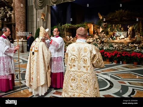 Benedetto XVI celebra la Settimana Santa in Vaticano