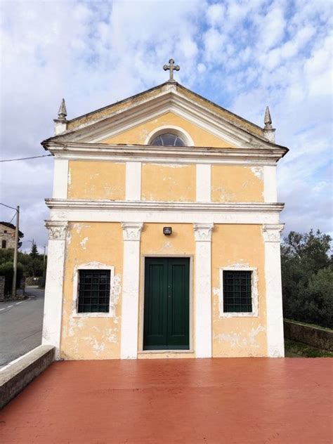 Foto della Cappella dei Santi Giacomo e Filippo a Celle Ligure