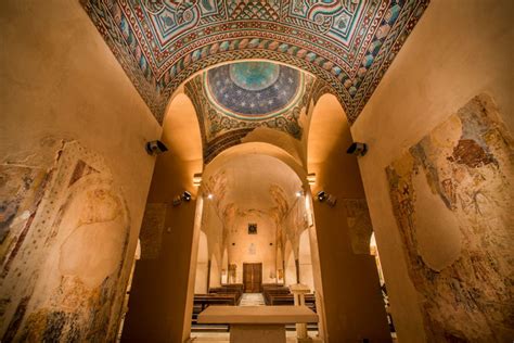 Pianta architettonica della chiesa di Santa Maria della Croce a Casaranello con evidenziate le fasi costruttive