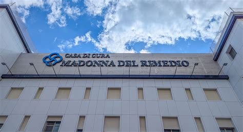 Veduta panoramica della struttura ospedaliera Casa di Cura Madonna della Salute