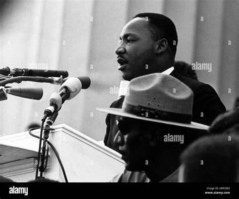 Ritratto fotografico di Martin Luther King Jr. durante un discorso pubblico