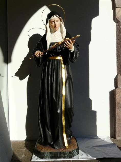 Statua di Santa Rita da Cascia in Brasile