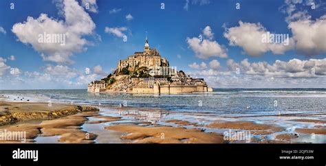 Mont Saint-Michel, abbazia medievale in Normandia