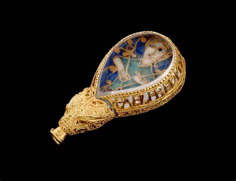 Gioiello di Alfredo, smalto cloisonné anglosassone