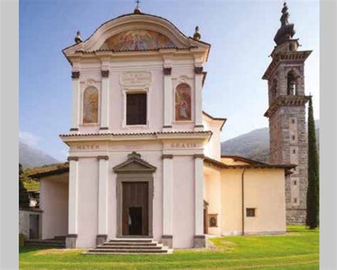 Foto esterna del Santuario di Gianico, con focus sulla facciata barocca
