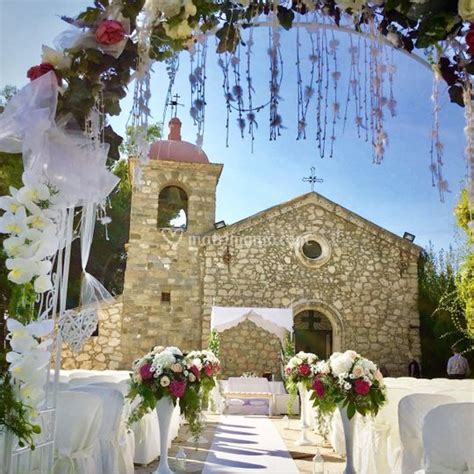 Veduta panoramica del Relais Santa Croce all’Eremo con il paesaggio siciliano circostante.