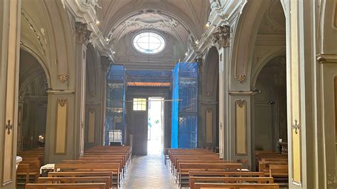 Interno della navata centrale della Collegiata