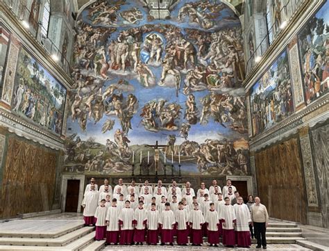Coro della Cappella Sistina durante una celebrazione papale