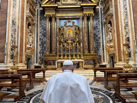 rappresentazione della Chiesa che prega con i salmi