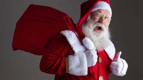 Foto di Babbo Natale in costume tradizionale
