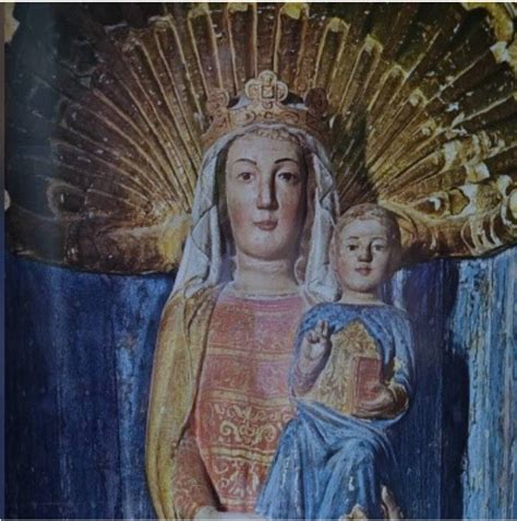 Statua della Madonna in trono con Bambino ritrovata nel fiume