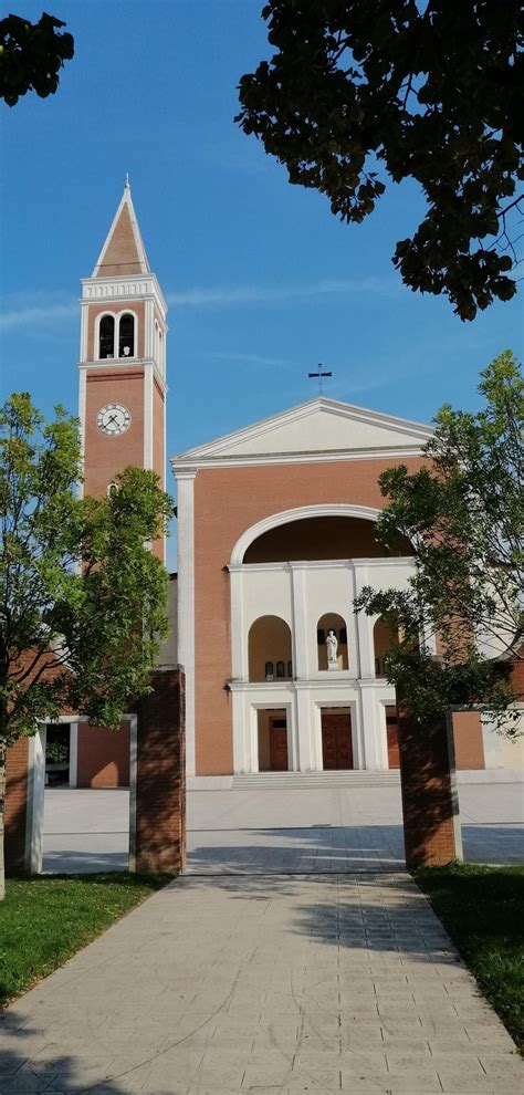 Foto della chiesa parrocchiale di Alte a Montecchio Maggiore