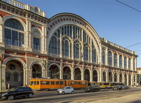 Stazione di Torino Porta Nuova in una vecchia fotografia