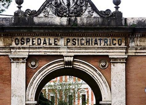 Opere artistiche e manufatti dei pazienti dell'ex Ospedale Psichiatrico di Maggiano