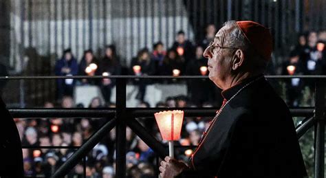 Papa Francesco durante il rito delle Ceneri