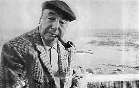 Ritratto fotografico di Pablo Neruda durante gli anni della maturità