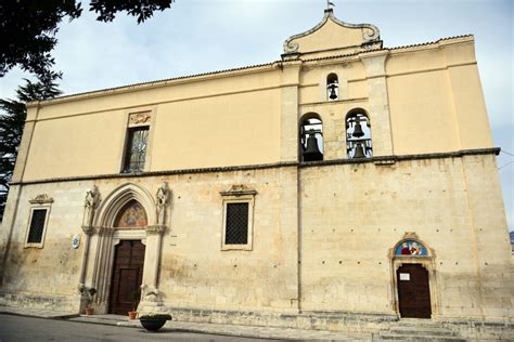 Mappa della Diocesi di Sulmona-Valva o foto panoramica di Sulmona