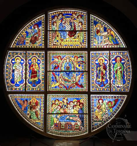 Vetrata del Duomo di Siena raffigurante Cristo Risorto