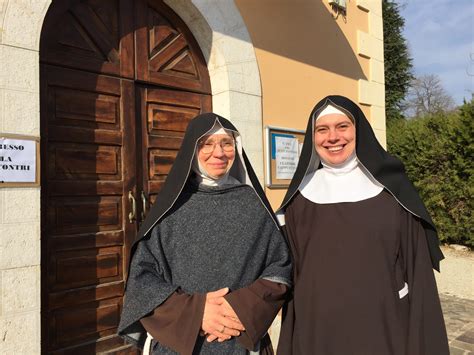 Monastero delle Clarisse Cappuccine durante una celebrazione