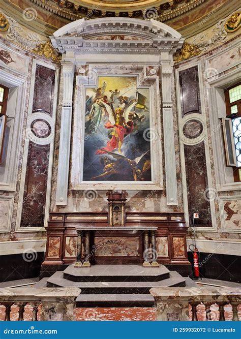 Dipinto del San Michele Arcangelo nell'abside della chiesa