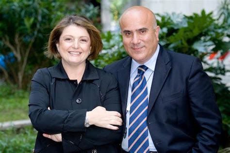 Foto professionale di Rosario De Luca in contesto istituzionale