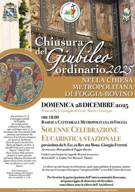 Un'immagine suggestiva dell'interno di una cattedrale durante una celebrazione solenne, che simboleggia l'attesa e la preghiera della comunità diocesana