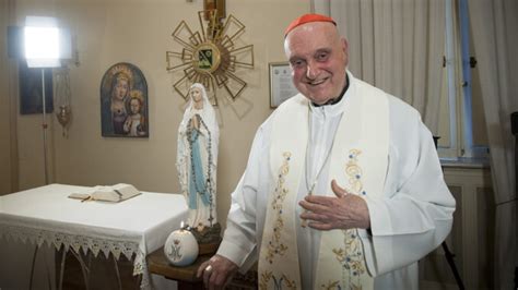 Ritratto del Cardinale Angelo Comastri