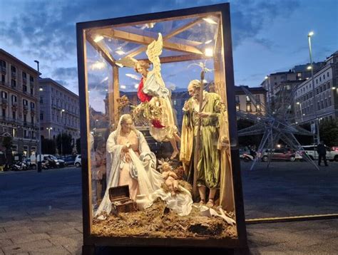 Natività a grandezza naturale realizzata all'uncinetto