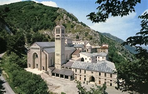 Santuario di Montevergine: vista panoramica dall'alto monte