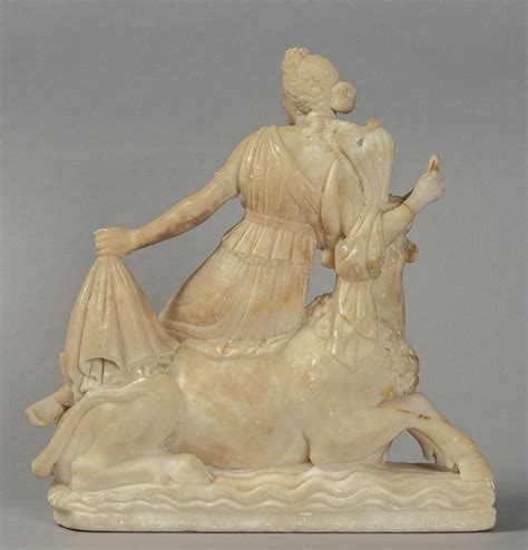 Scultura in alabastro del Maestro di Rimini, con dettagli sui panneggi e sulle espressioni