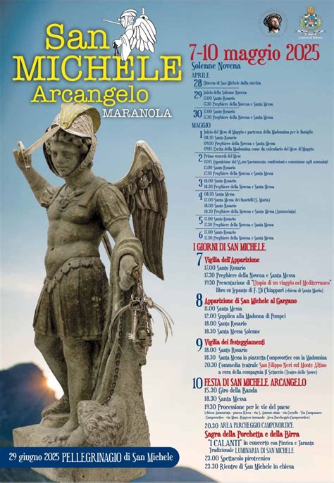 Foto della solenne processione di San Michele Arcangelo a Maranola con la statua e i fedeli