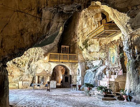 Campanile della Grotta di San Michele Arcangelo a Sant'Angelo in Grotte