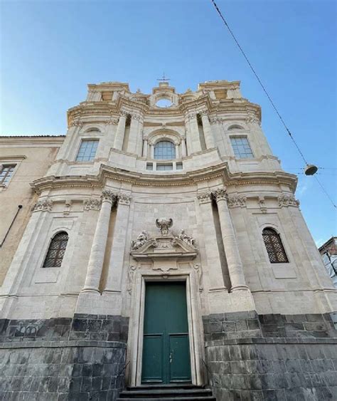 Architettura della Chiesa Immacolata Messina: prospetto principale e parte absidale