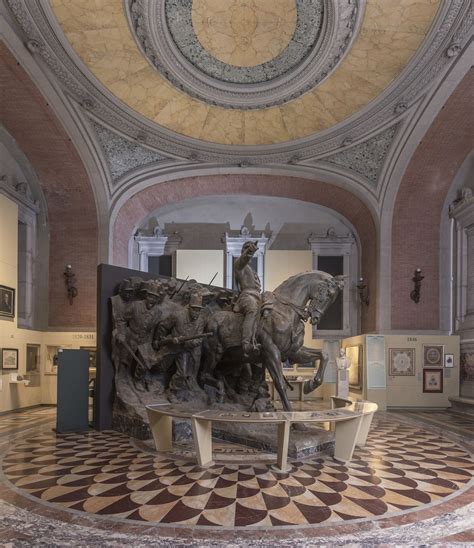 Interno di una sala espositiva del Vittoriano o del Museo del Risorgimento