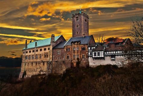 Castello di Wartburg, dove Lutero si rifugiò e tradusse il Nuovo Testamento