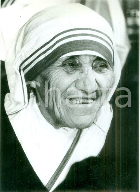 Ritratto fotografico di Madre Teresa sorridente
