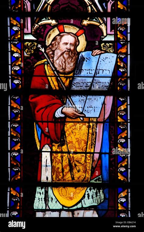 Mosaico raffigurante Mosè che riceve la Legge da Dio