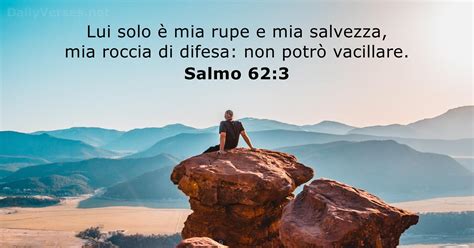 Immagine di rose rosa con pergamena e versetto biblico sulla benedizione