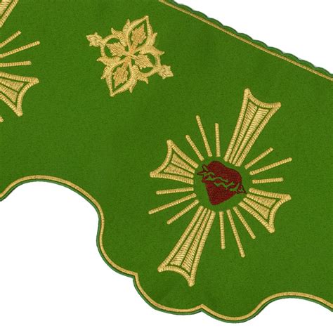 tovaglia d'altare con ricami eucaristici